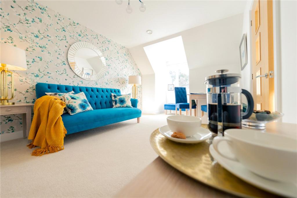 2 bedroom retirement property for sale in Duke's Ride, Crowthorne, RG45