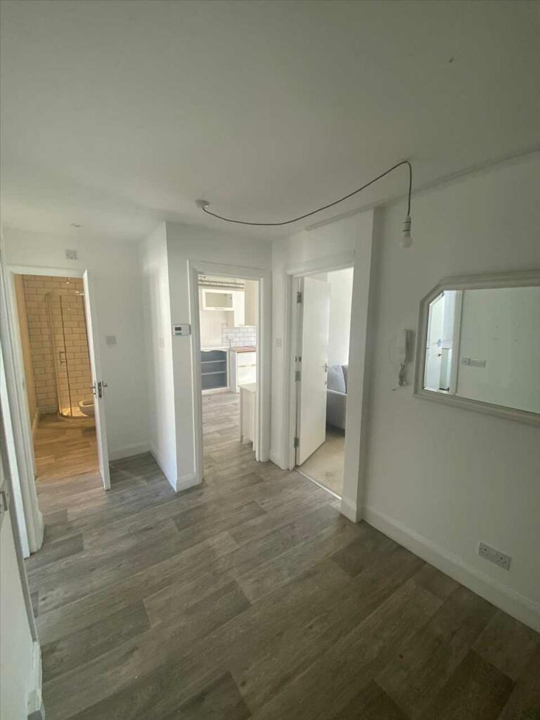 Additional property image - Baker Street, Brighton