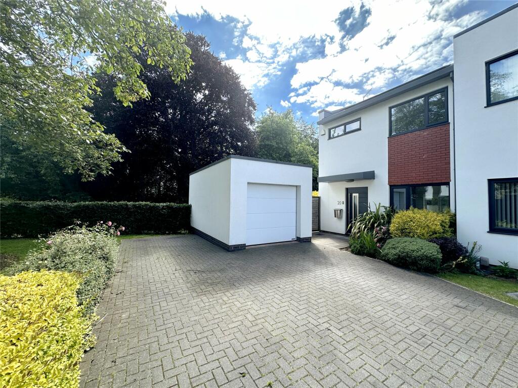 3 bedroom detached house for rent in Topsham, Exeter, Devon, EX3