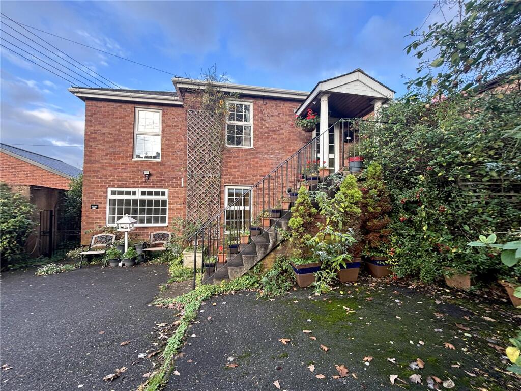 Main image of property: Exminster, Exeter