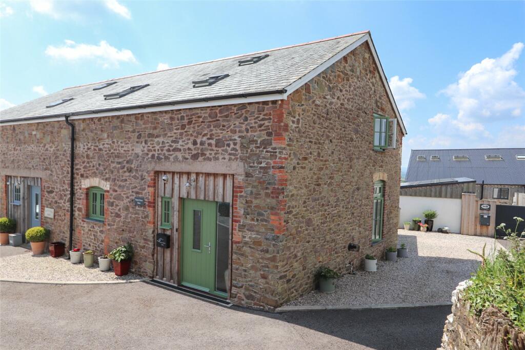 3 bedroom barn conversion for sale in Winkleigh, Devon, EX19