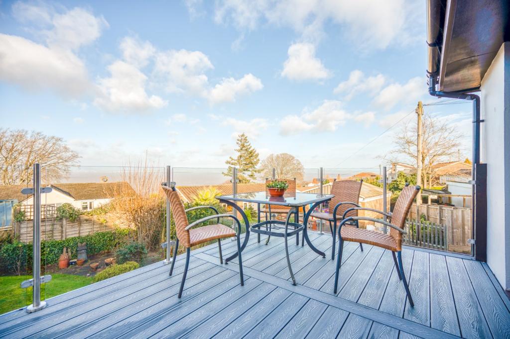 3 bedroom detached house for sale in Nore Road, Portishead, Bristol