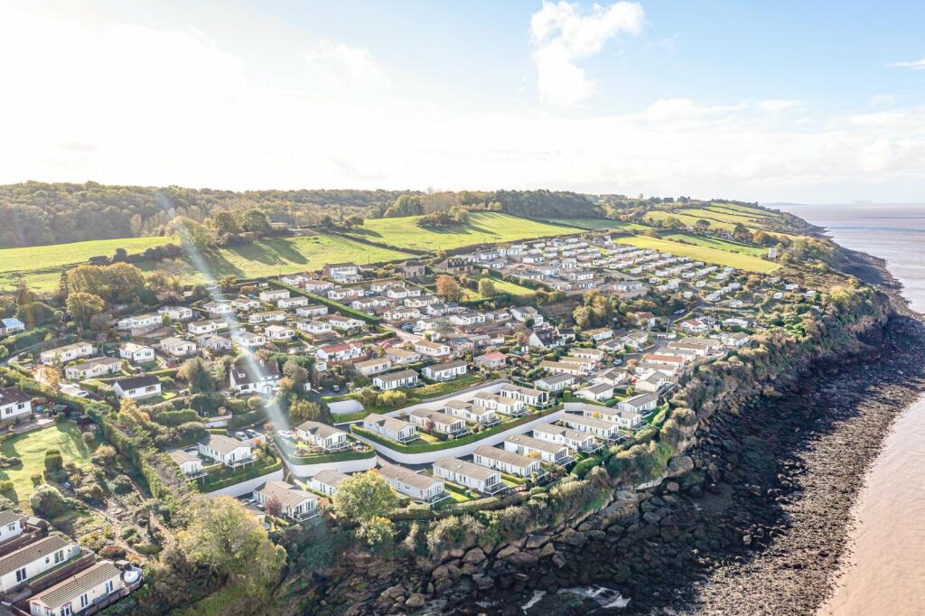 2 bedroom detached house for sale in Sandbanks, Walton Bay, Clevedon