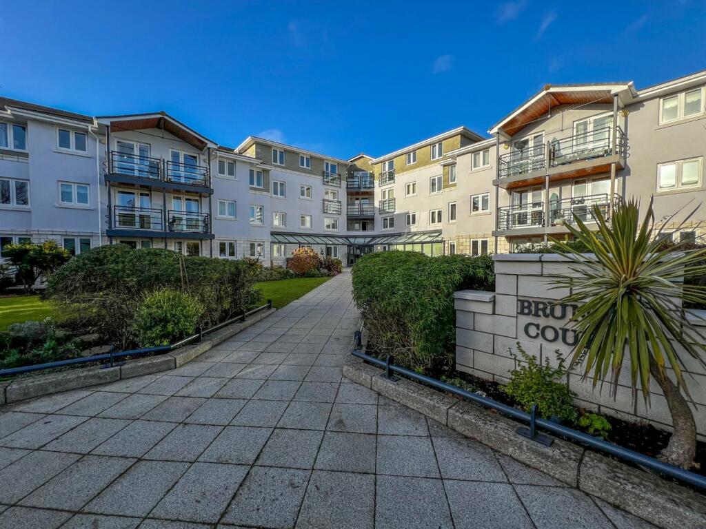 1 bedroom property for sale in Harbour Road, Portishead, Bristol