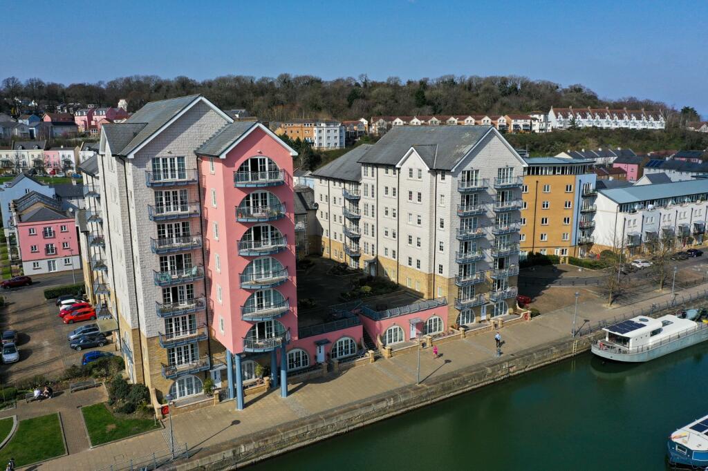 3 bedroom apartment for sale in Burlington Road, Portishead, Bristol