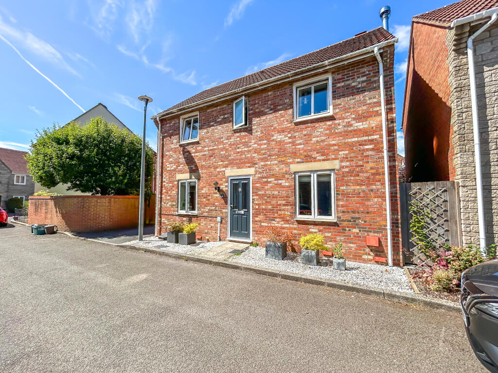 3 bedroom detached house for sale in Thyme Close, Portishead, BS20