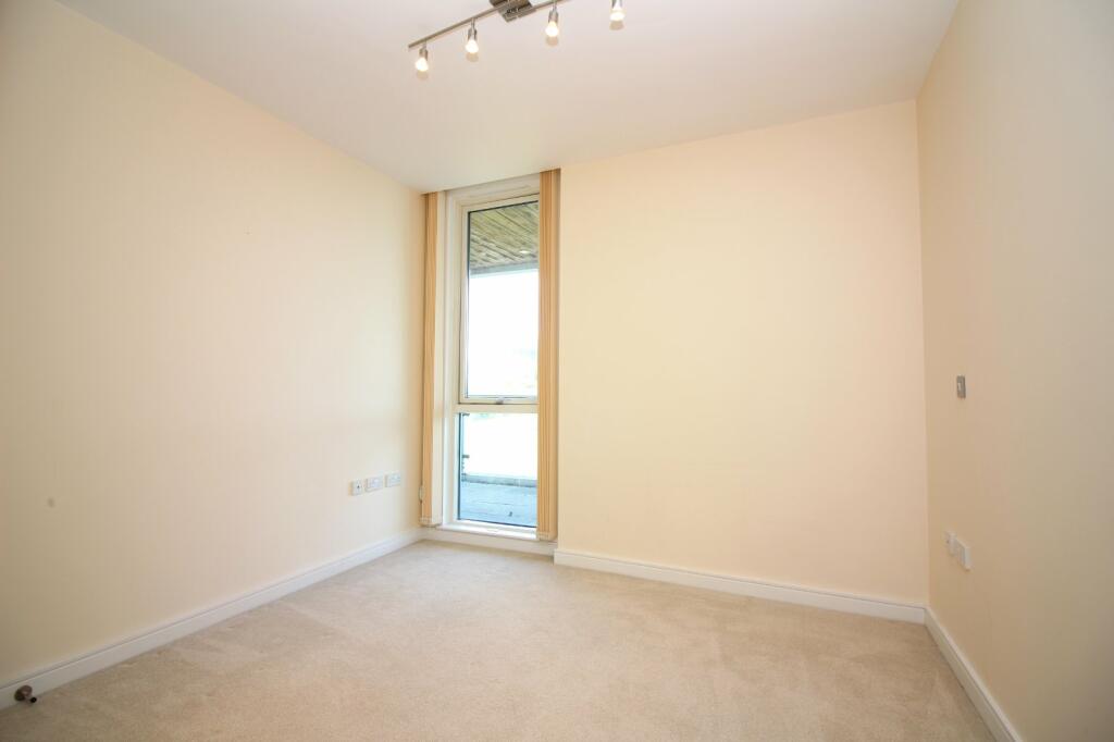 Additional property image - The Mirage, 21 Harbour Road, Portishead, BS20