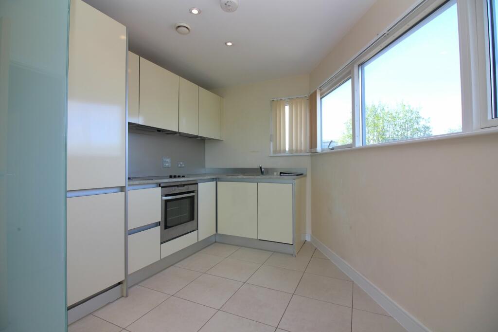 Additional property image - The Mirage, 21 Harbour Road, Portishead, BS20