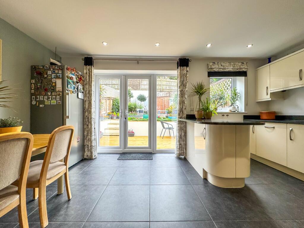 Additional property image - Nore Road, Portishead, Bristol, Somerset, BS20