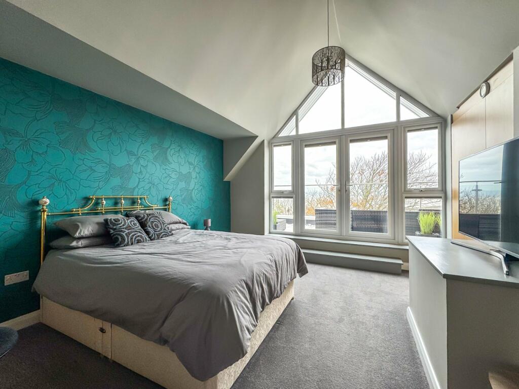 Additional property image - Nore Road, Portishead, Bristol, Somerset, BS20