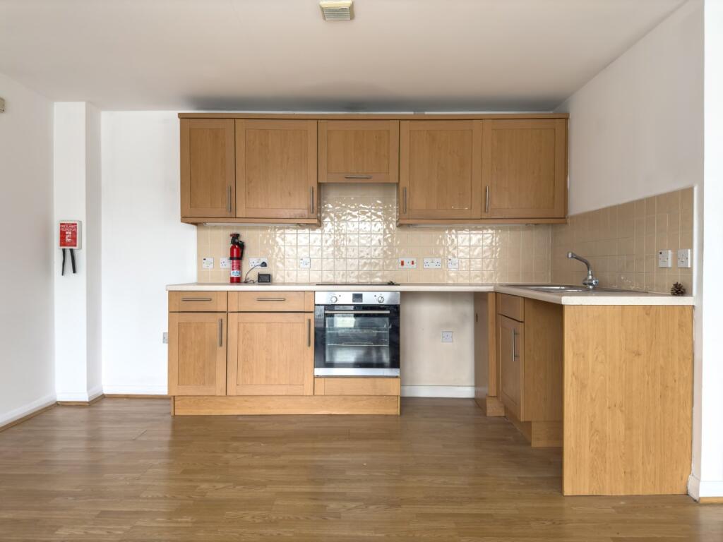 Additional property image - Estuary House, Port Marine, Portishead, North Somerset, BS20