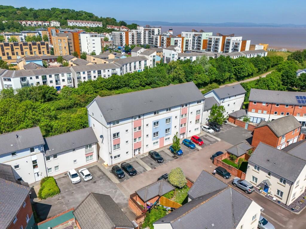 Main image of property: Guillemot Road, Portishead, Bristol, Somerset, BS20