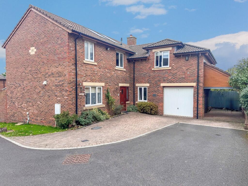 Main image of property: Applehayes Rise, Easton-in-Gordano, Bristol, Somerset, BS20