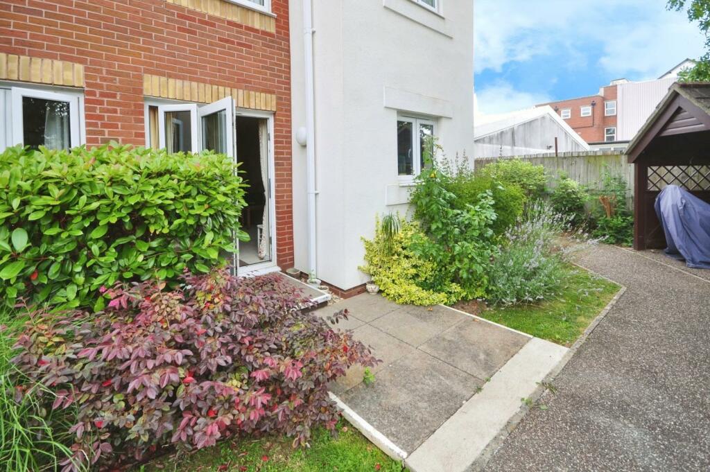 Main image of property: Cowick Street, Exeter