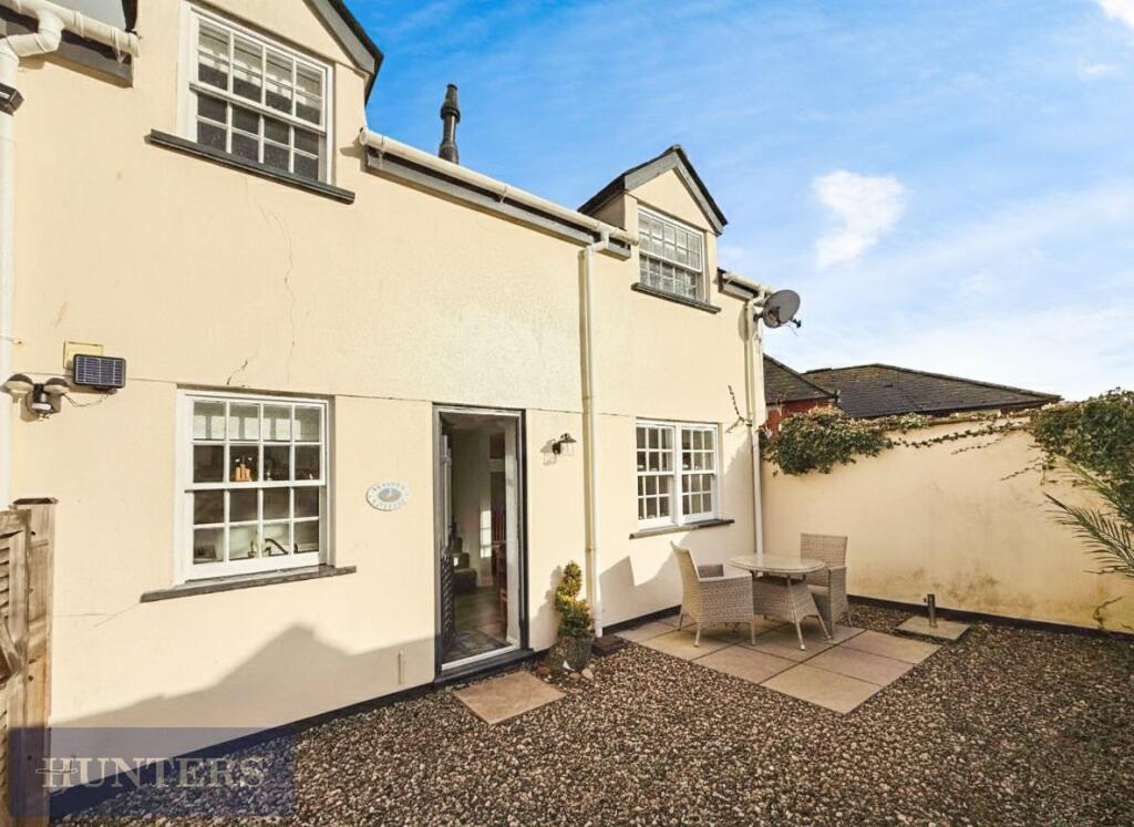 Main image of property: Fore Street, Exeter, EX4 3JQ