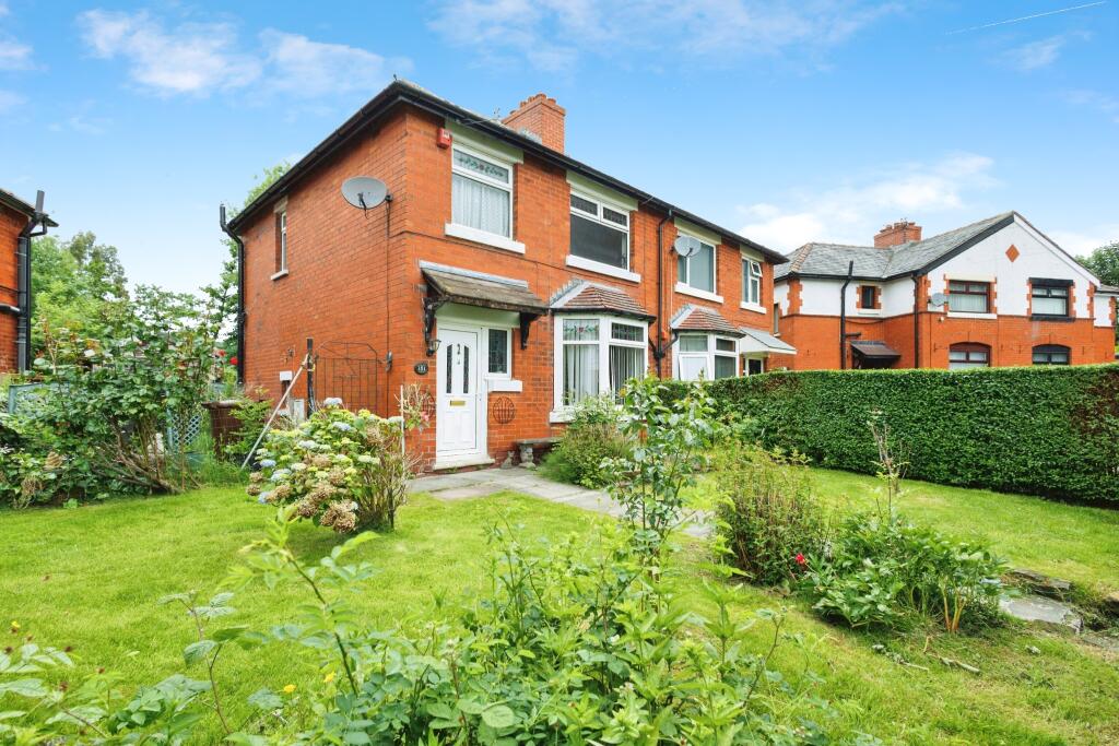 3 bedroom semidetached house for sale in Broadoak Road, Ashtonunder