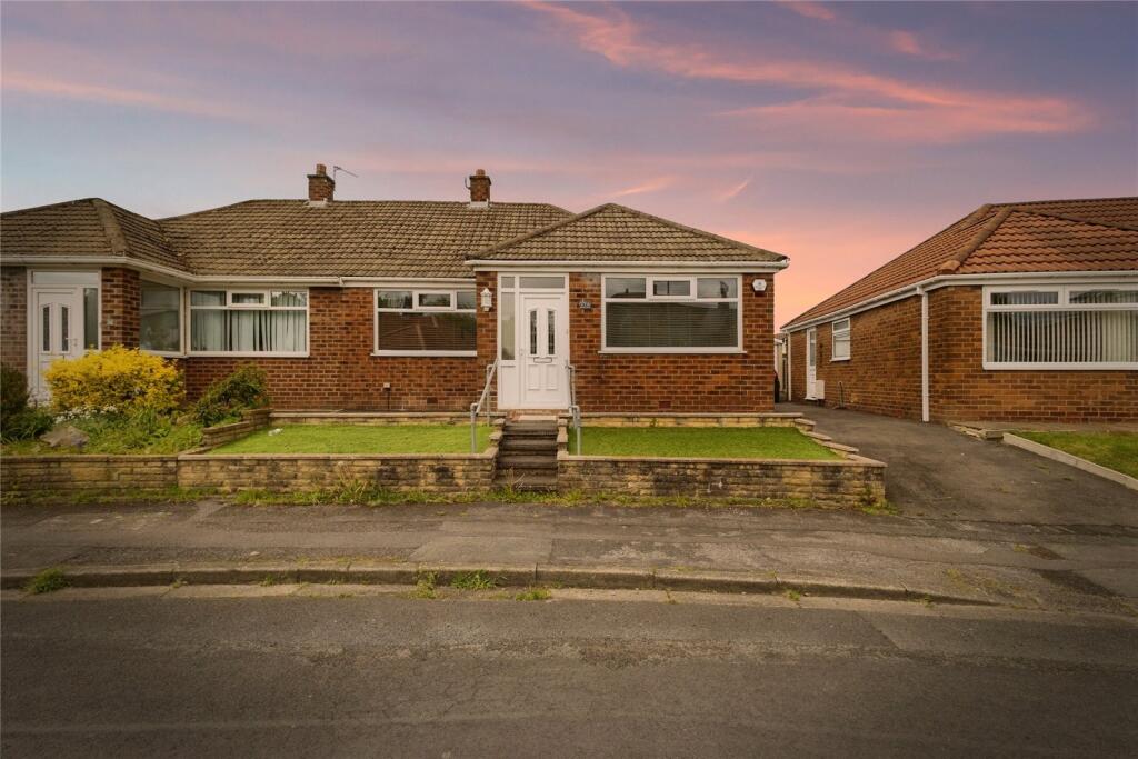 Main image of property: Beverley Close, ASHTON-UNDER-LYNE, Lancashire, OL6