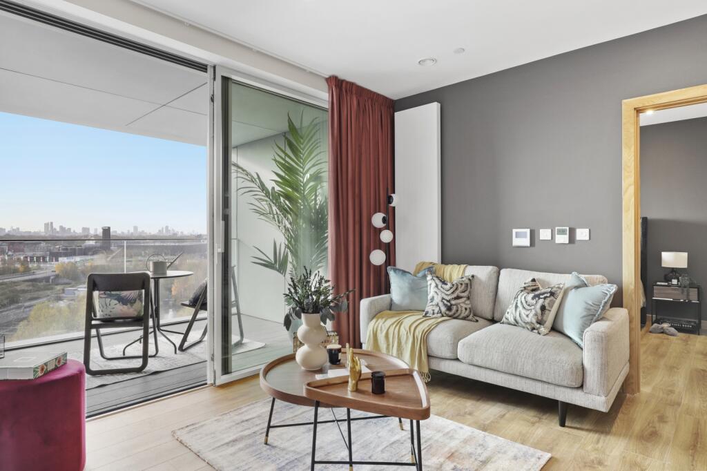 Main image of property: Skylark Point