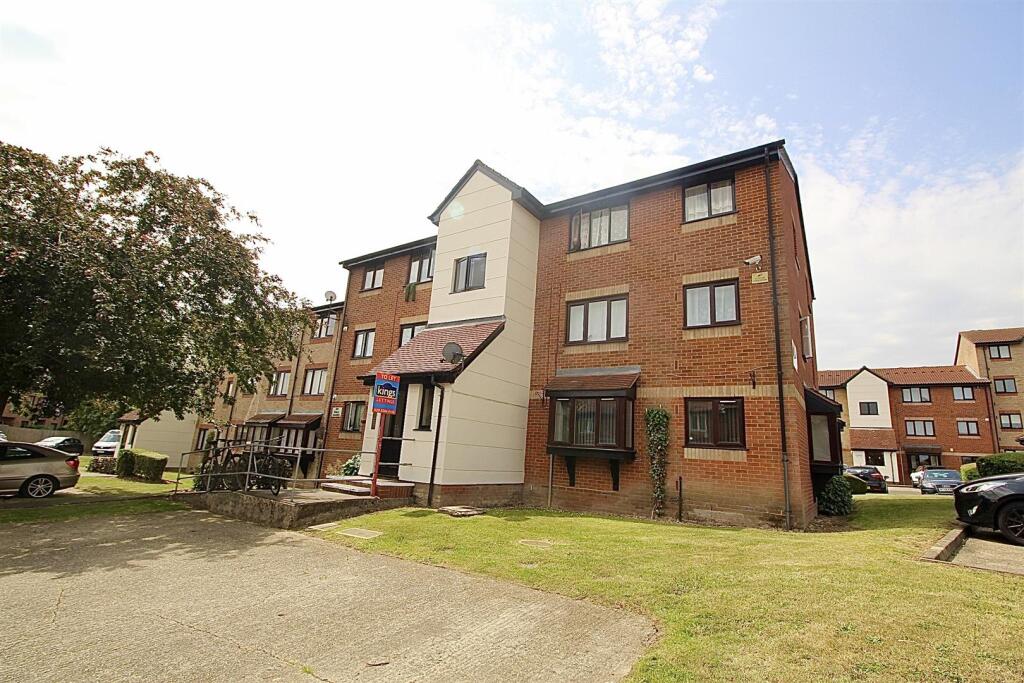 Main image of property: Magpie Close, Enfield