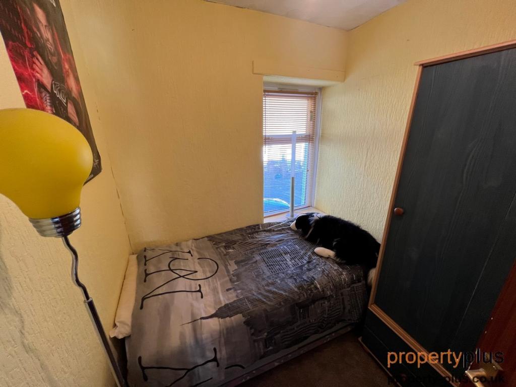 3 bedroom terraced house for sale in Coronation Road Evanstown