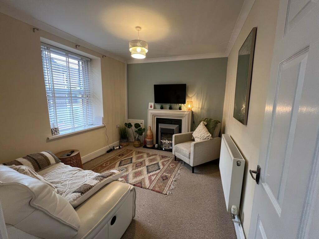 3 bedroom terraced house for sale in Victoria Street Trealaw