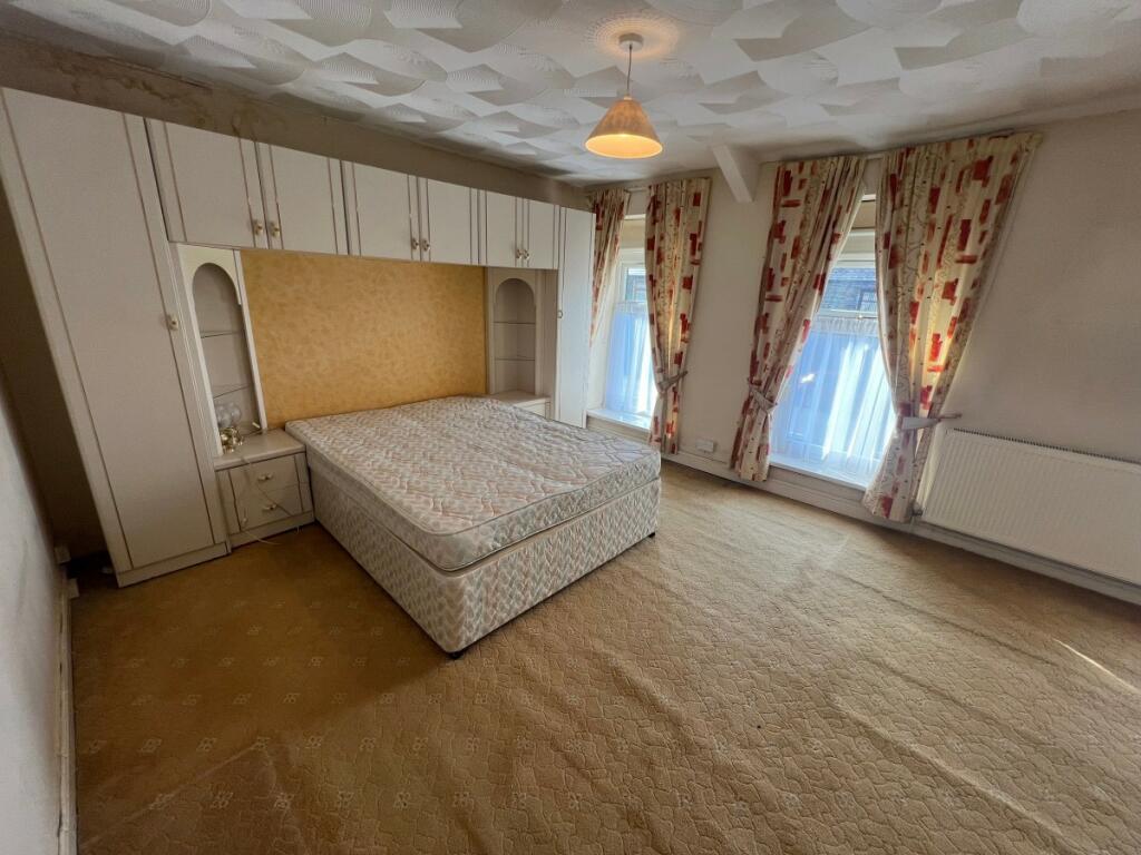 Additional property image - High Street Treorchy - Treorchy