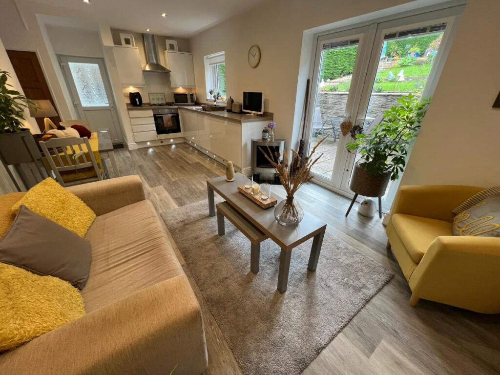 Additional property image - Heol Orchwy Treorchy - Treorchy