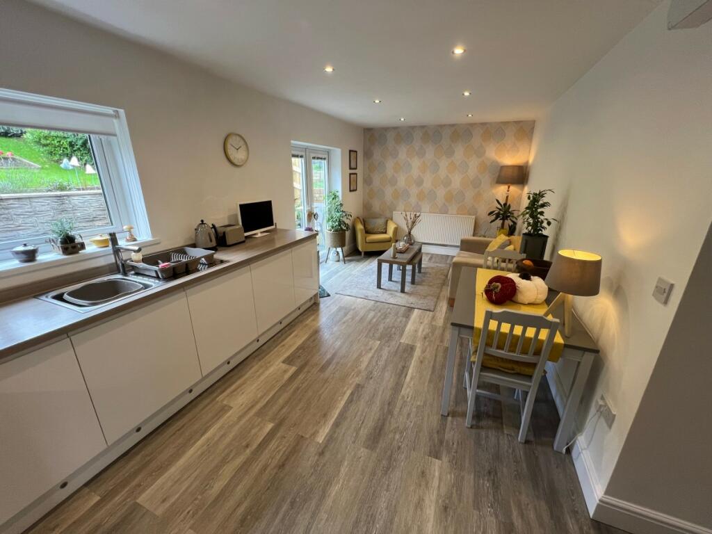 Additional property image - Heol Orchwy Treorchy - Treorchy