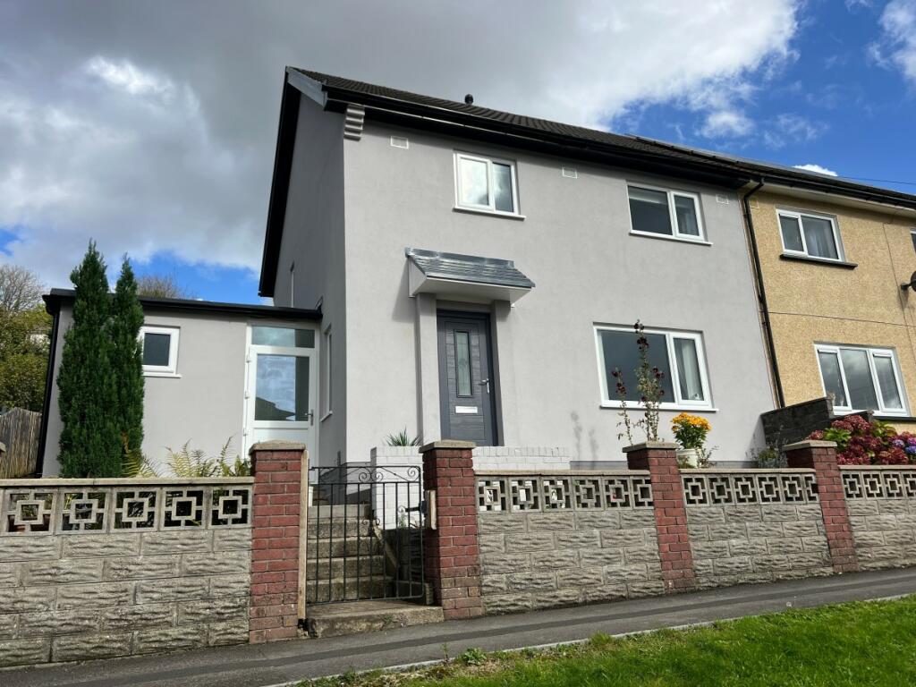 Additional property image - Heol Orchwy Treorchy - Treorchy