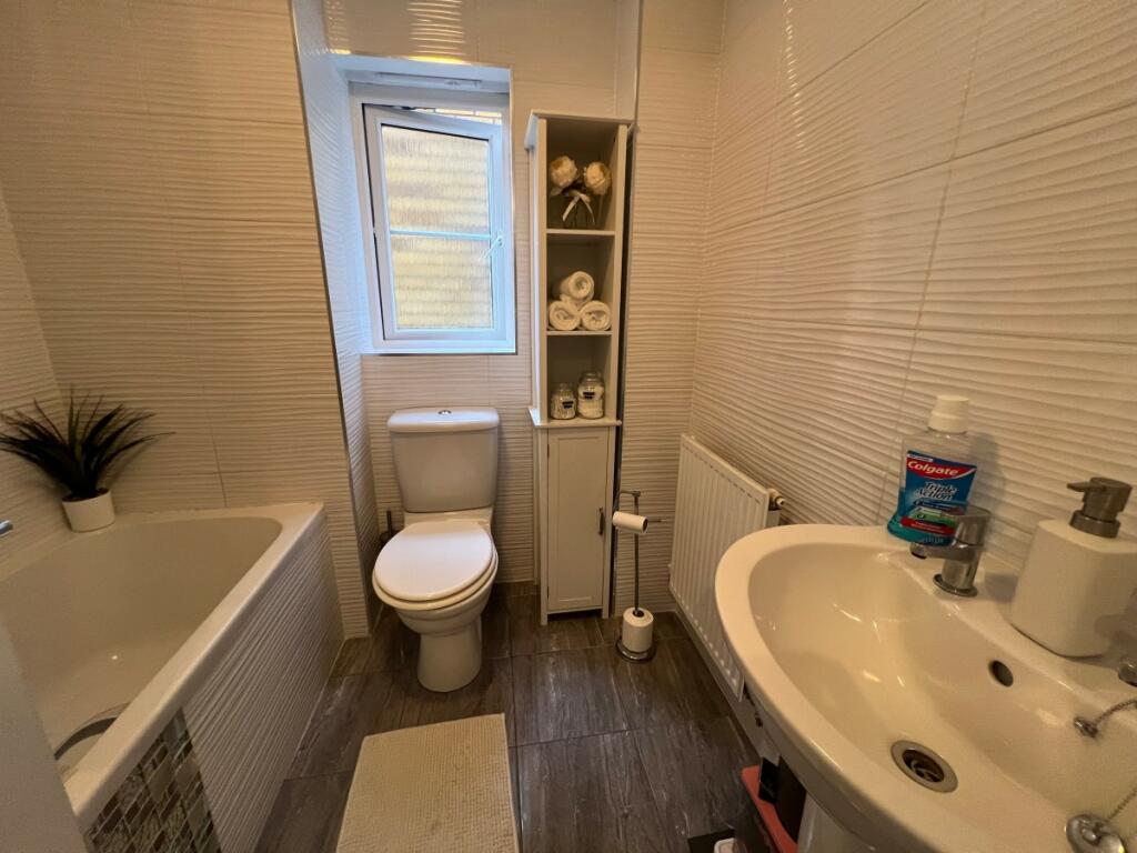 Additional property image - Clos Gellifaelog Tonypandy - Tonypandy