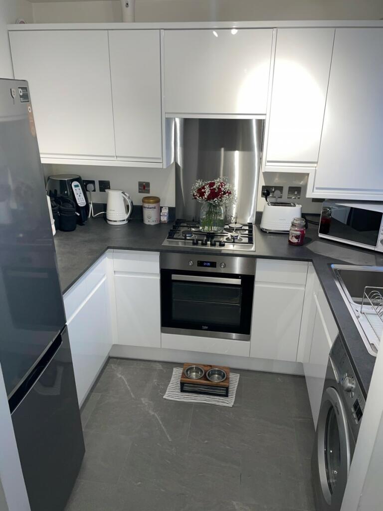 Additional property image - Clos Gellifaelog Tonypandy - Tonypandy