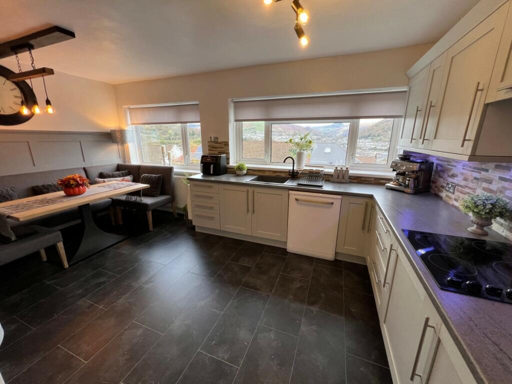 Additional property image - Kimberley Way Porth - Porth