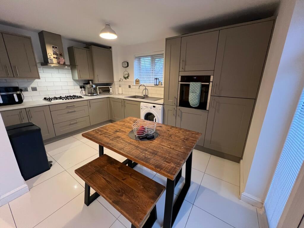Additional property image - Highfields Tonyrefail - Tonyrefail