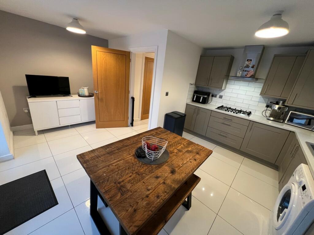 Additional property image - Highfields Tonyrefail - Tonyrefail