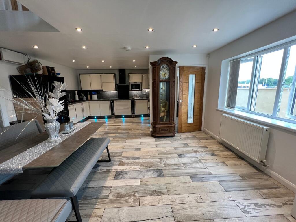 Additional property image - Woodlands House Tondu Road - Bridgend