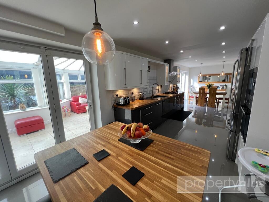 Additional property image - Graig Y Mynydd, Thomastown - Tonyrefail