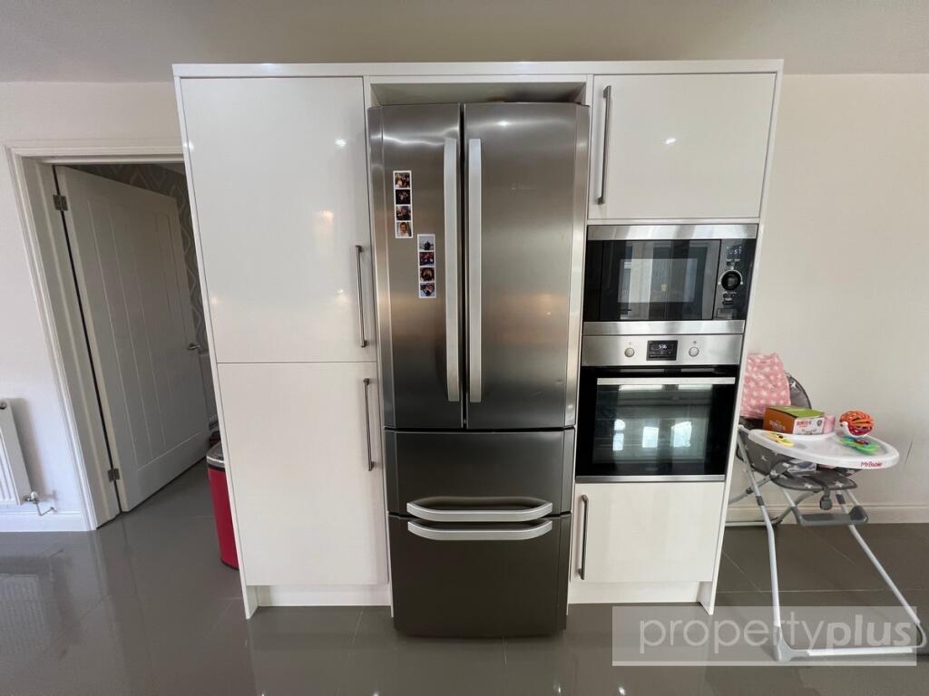 Additional property image - Graig Y Mynydd, Thomastown - Tonyrefail
