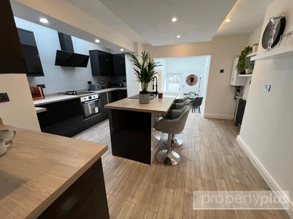 Main image of property: George Street, Tonypandy, Rhondda Cynon Taff, CF40