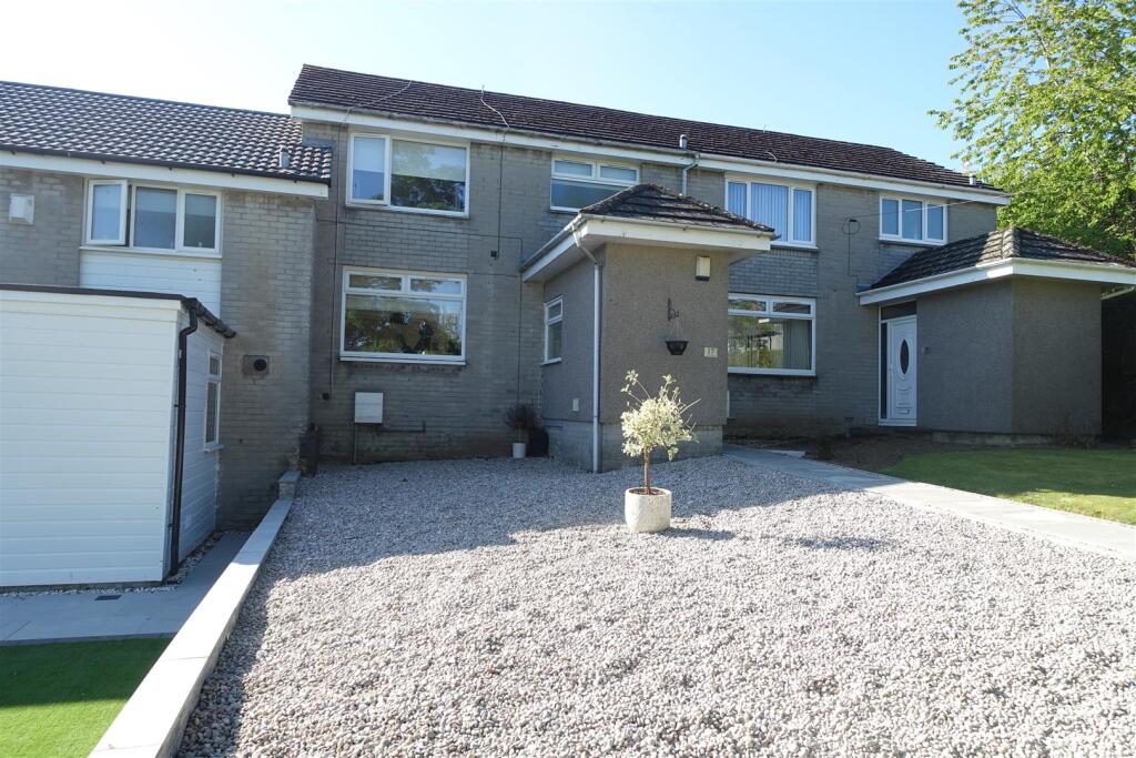Main image of property: Renwick Place, Lanark