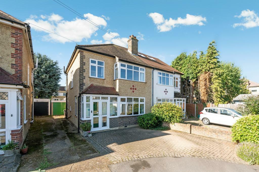 Main image of property: First Avnue, Ewell, Epsom, KT19