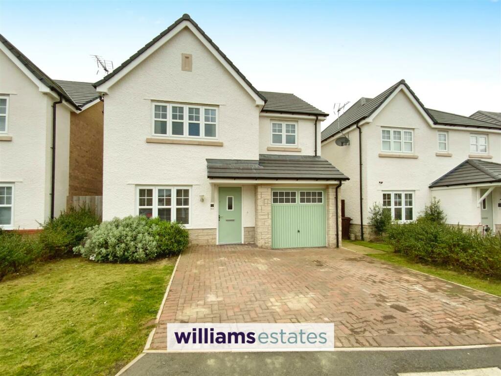 3 bedroom house for sale in Cae Eithin, Abergele, LL22