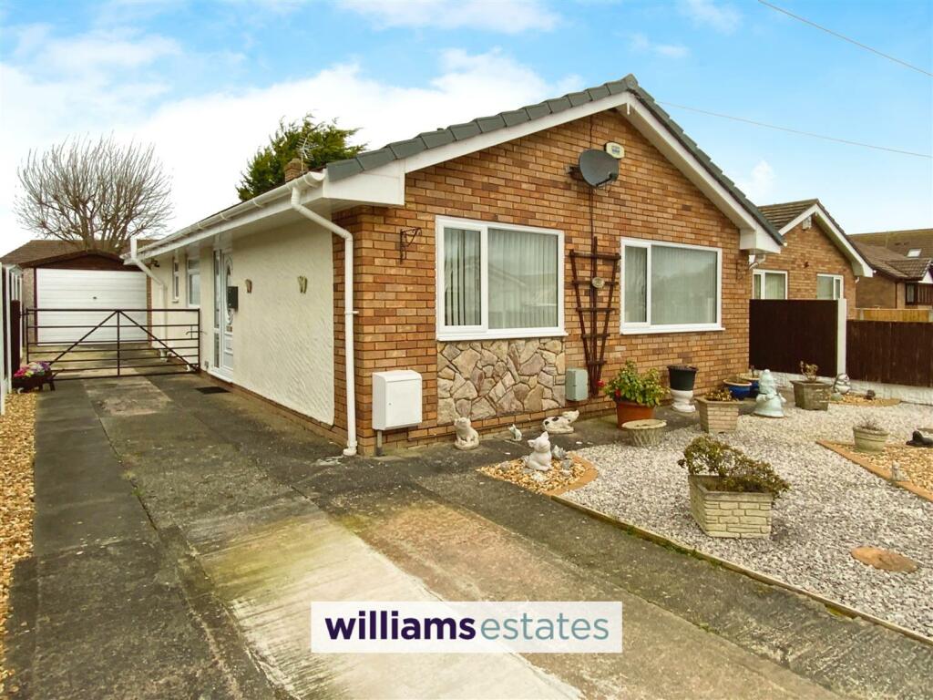 3 bedroom bungalow for sale in Towyn Way West, Towyn, Abergele, LL22