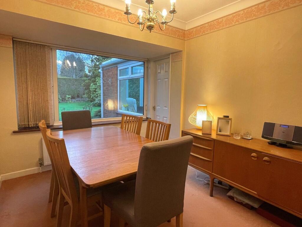 3 bedroom detached house for sale in Chester Road, Streetly, Sutton