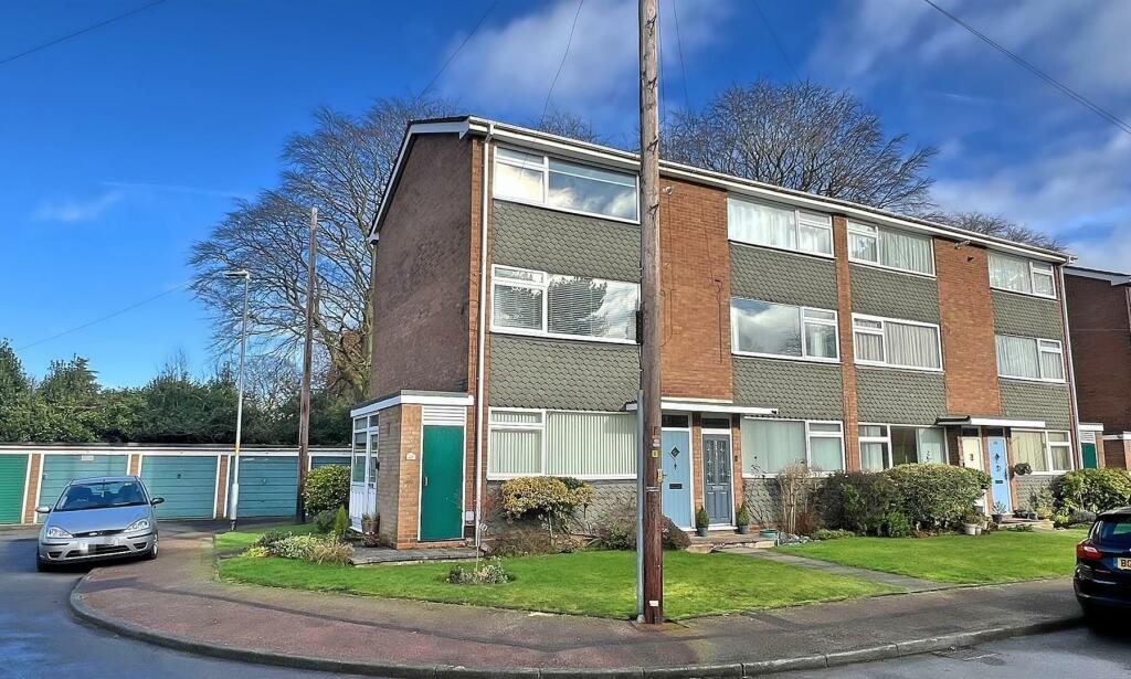 2 bedroom duplex for sale in Links View, Streetly, Sutton Coldfield, B74