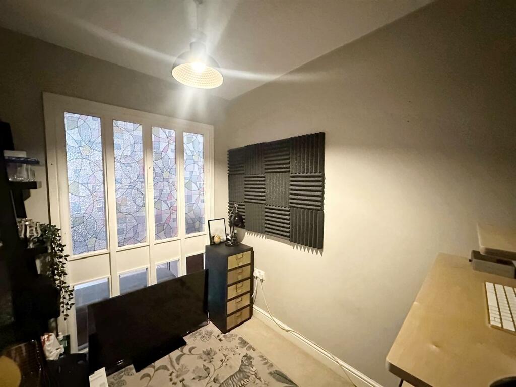 Additional property image - Ryknild Drive, Streetly, Sutton Coldfield