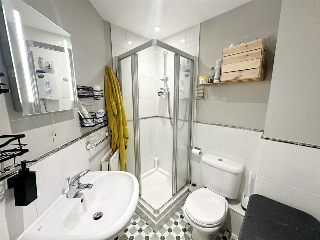 Additional property image - Ryknild Drive, Streetly, Sutton Coldfield