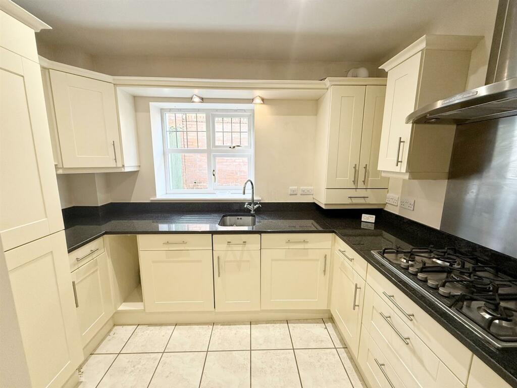 Additional property image - Byron House, Belwell Lane, Four Oaks