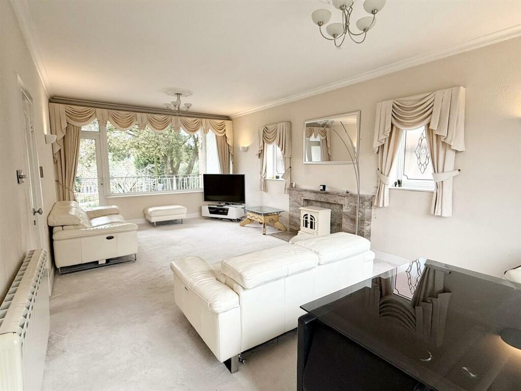 Additional property image - Seymour Gardens, Four Oaks