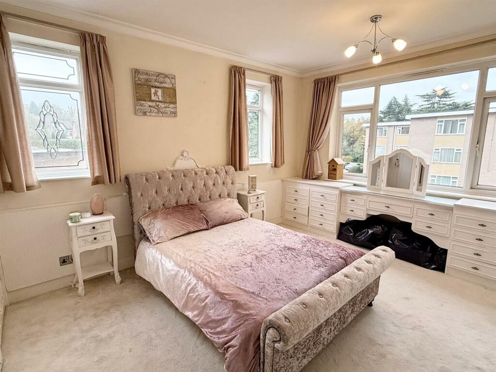 Additional property image - Seymour Gardens, Four Oaks