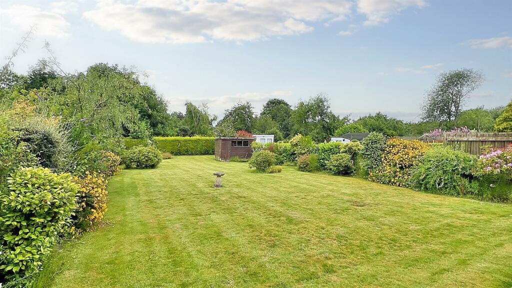 Additional property image - Irnham Road, Four Oaks